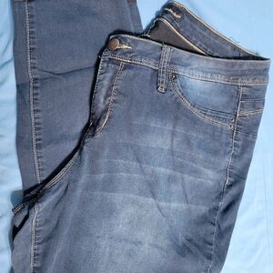 Royalty For Me Women's Skinny Jeans in Dark Blue Wash